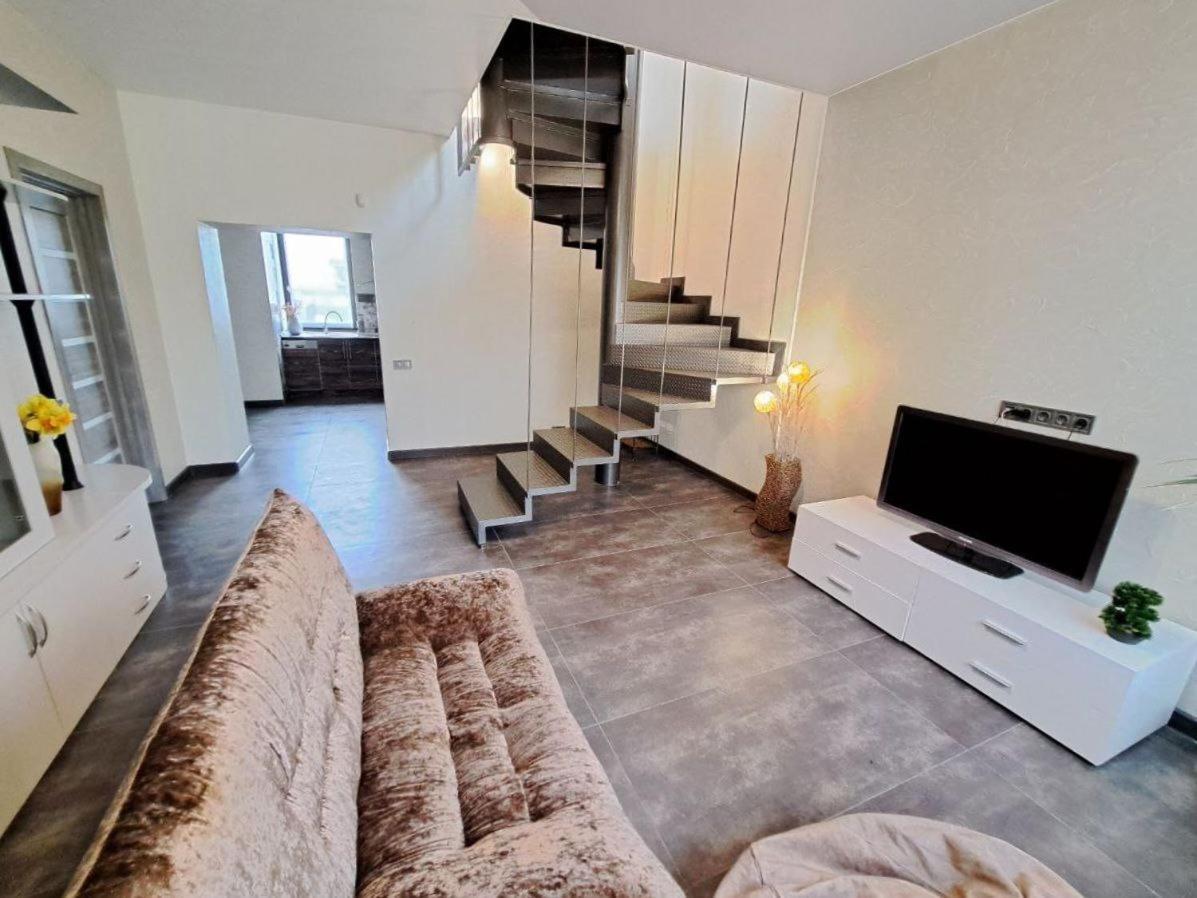 пентхаус с террасой. в центре Apartment